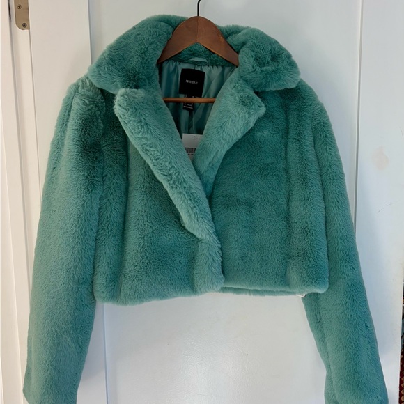 Forever 21 Premium Faux Fur Cropped Teddy Jacket Teal NWT Size M - Picture 2 of 9